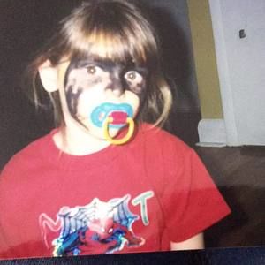 Meet your Posher, Laurie